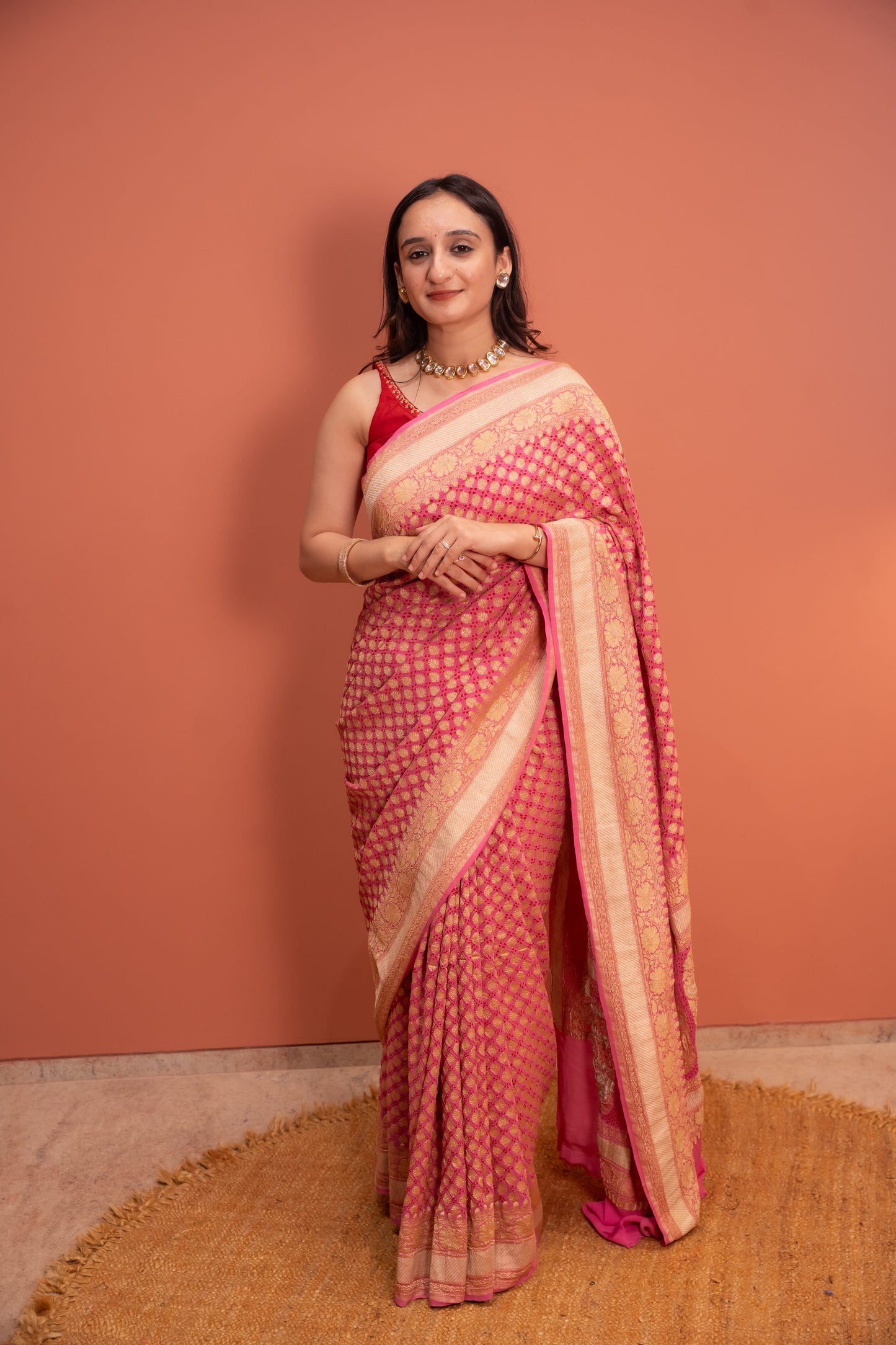 Gulabi Shahi bandhez Saree