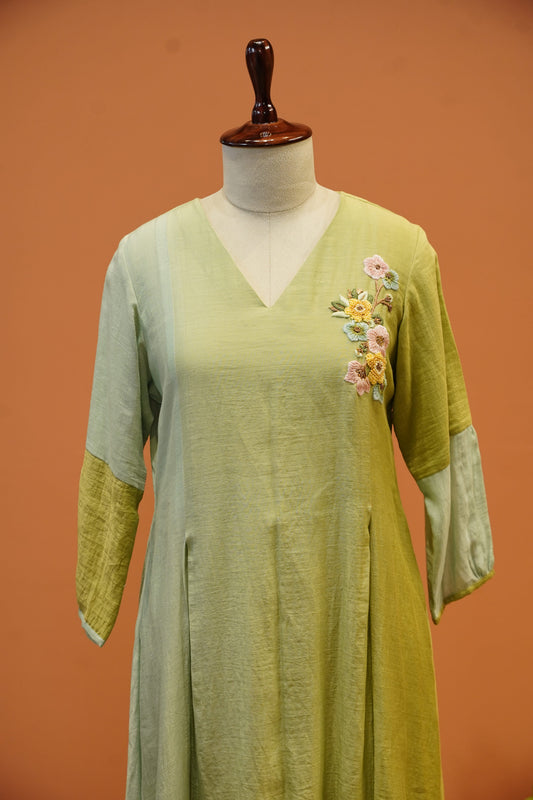 Lush Green Floral Embroidered A-Line Kurta