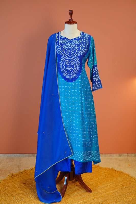 Neel Noor Abha Set