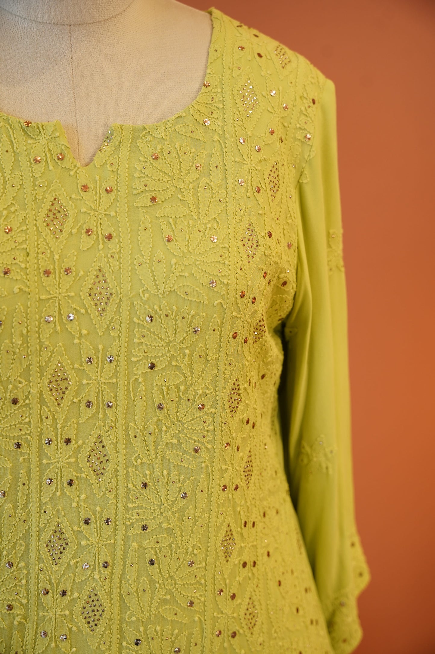 Noor-e-Lime Chikankari Set