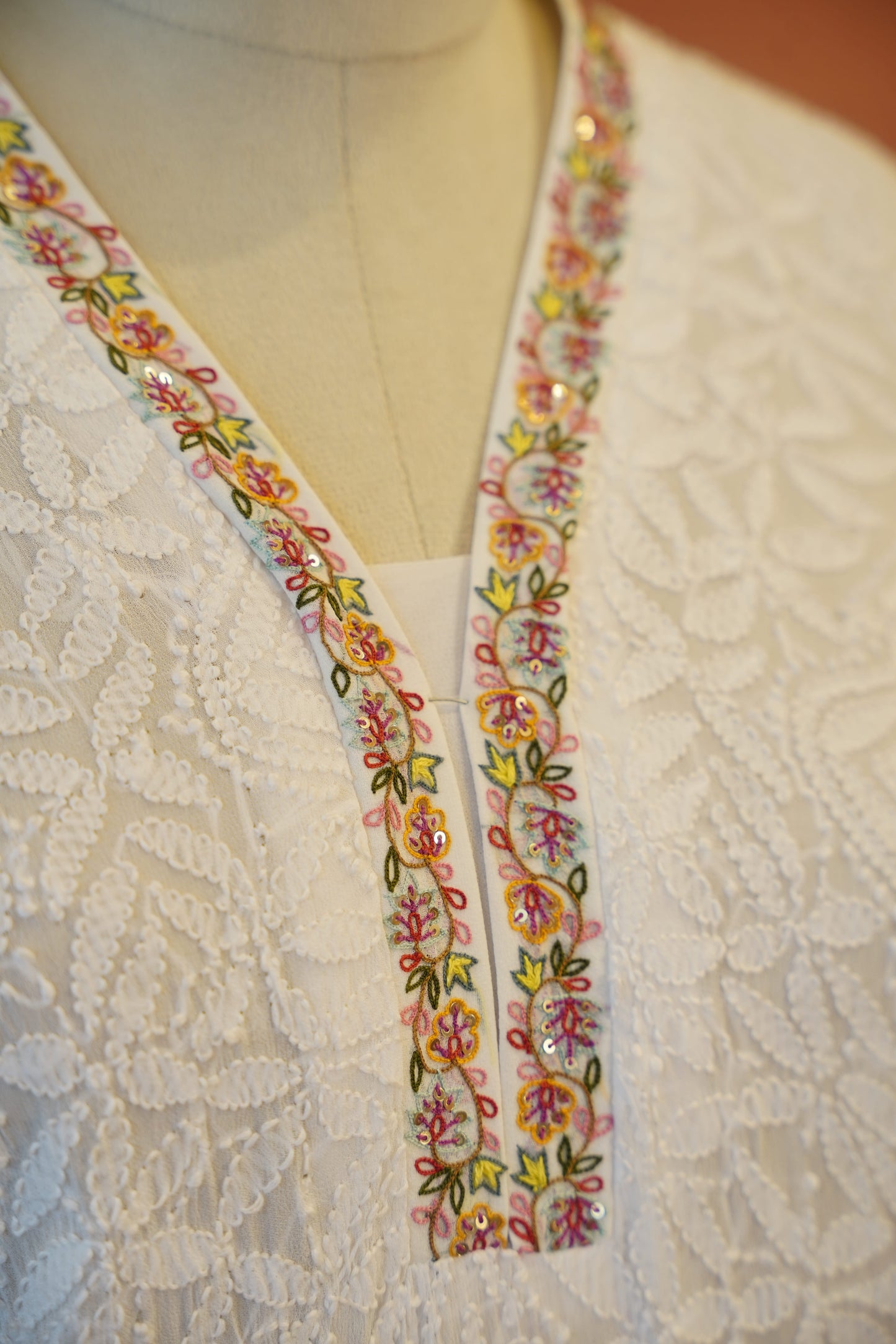 Gulnaar White Floral Chikankari Kurta