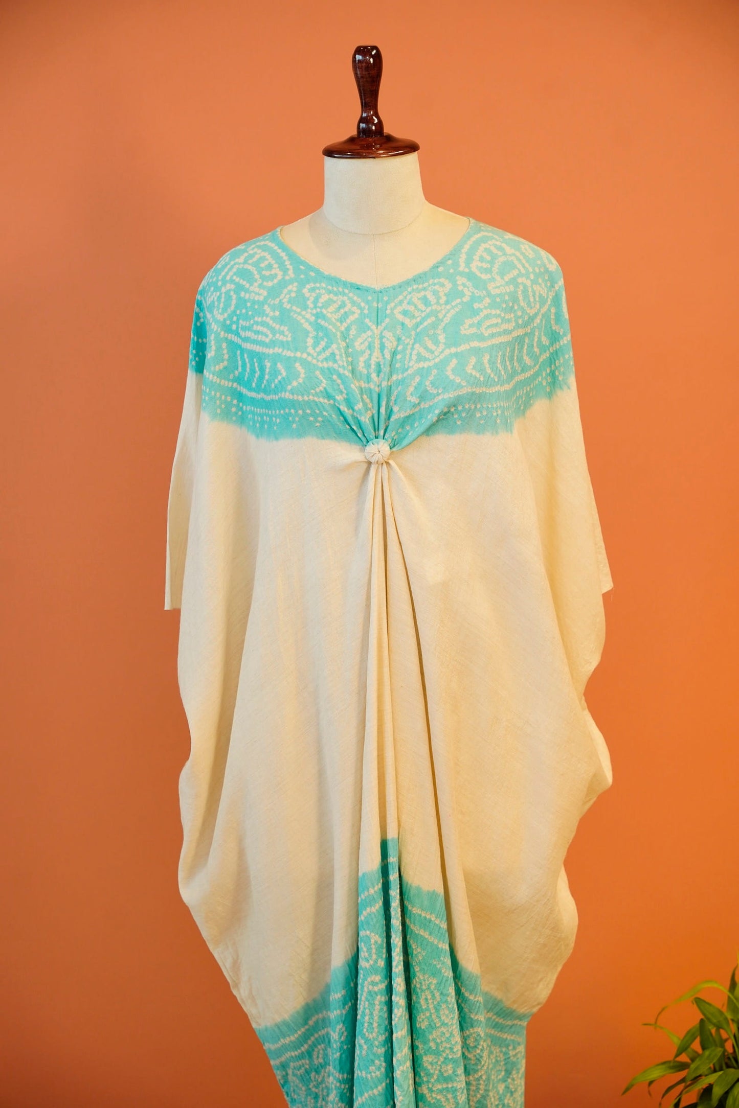 Aque Noor Bandhani Kaftan