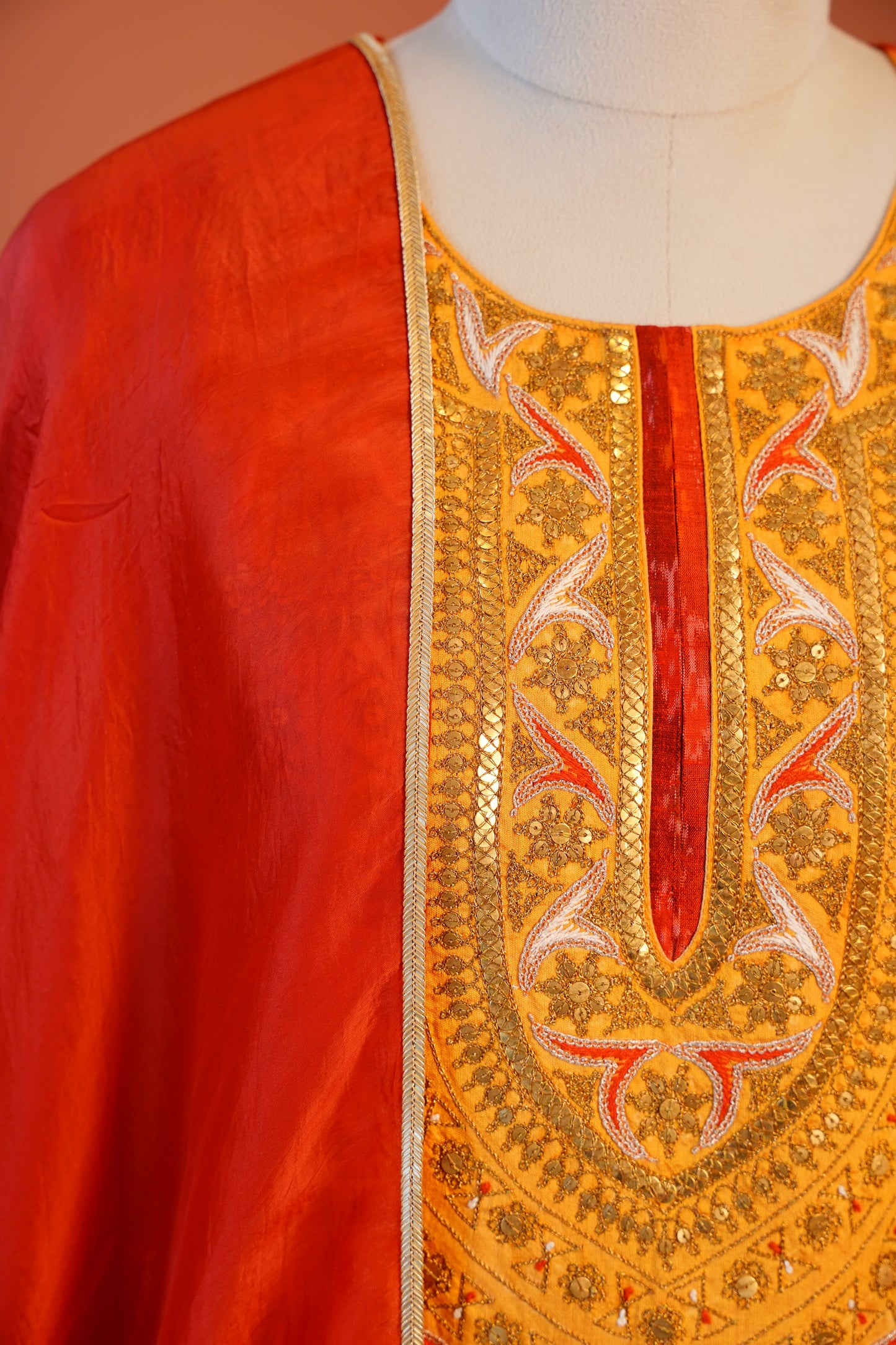 Rooh Ikat Kurta Set