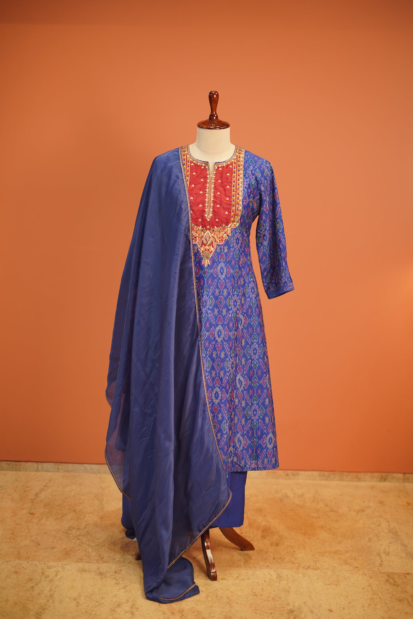 Neel Rang Ikat Kurta Set
