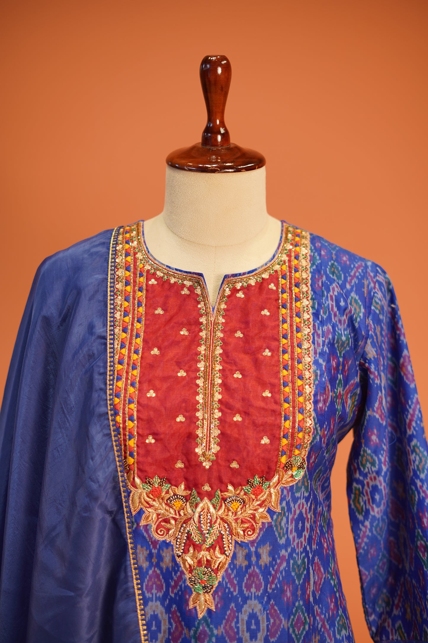Neel Rang Ikat Kurta Set