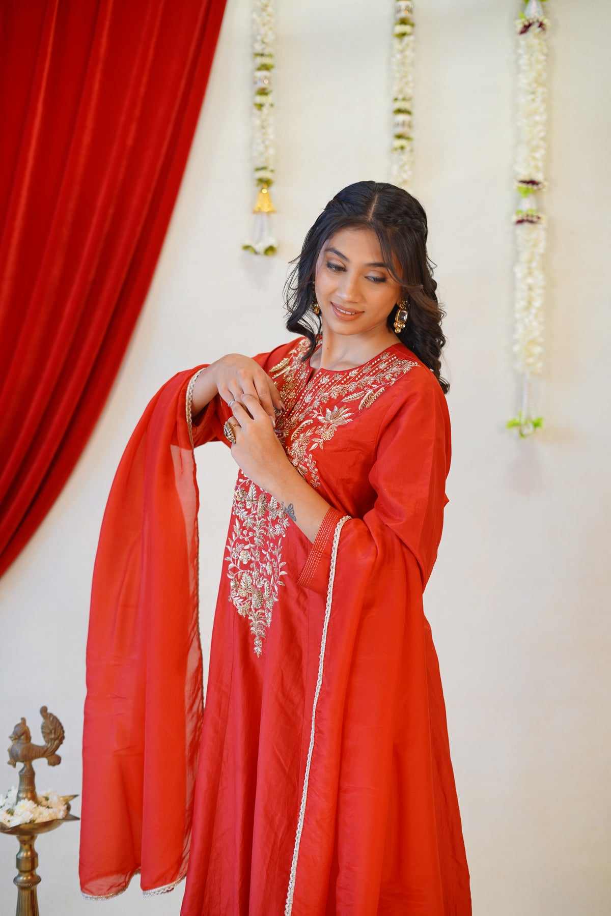 Ruh-e-Laal Anarkali
