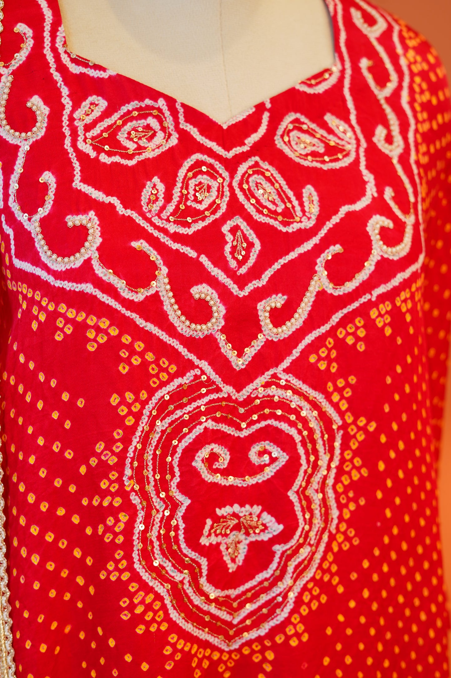 Laal Gulab Bandhej Suit