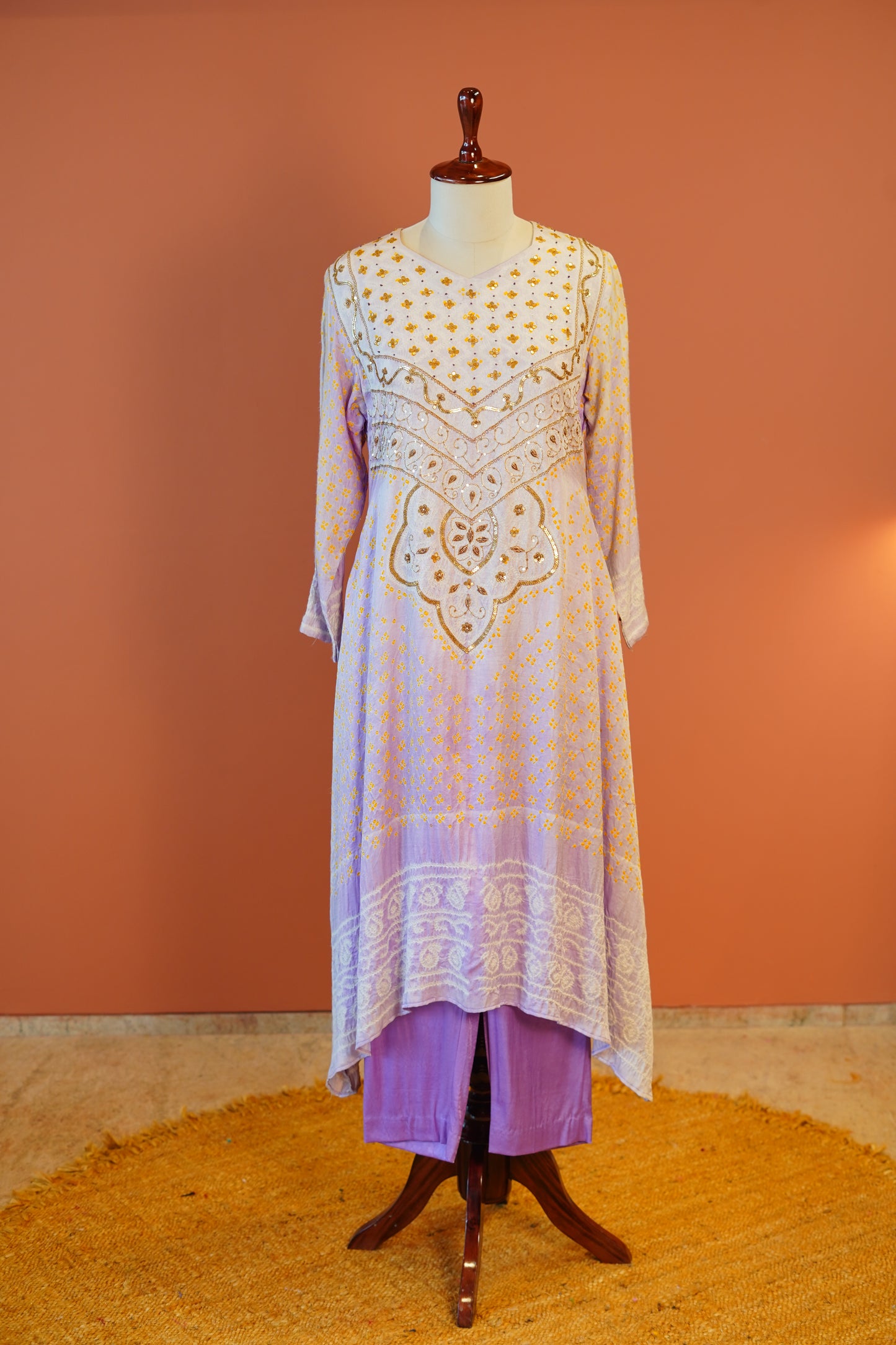 Gulabo Noor Bandhej Set