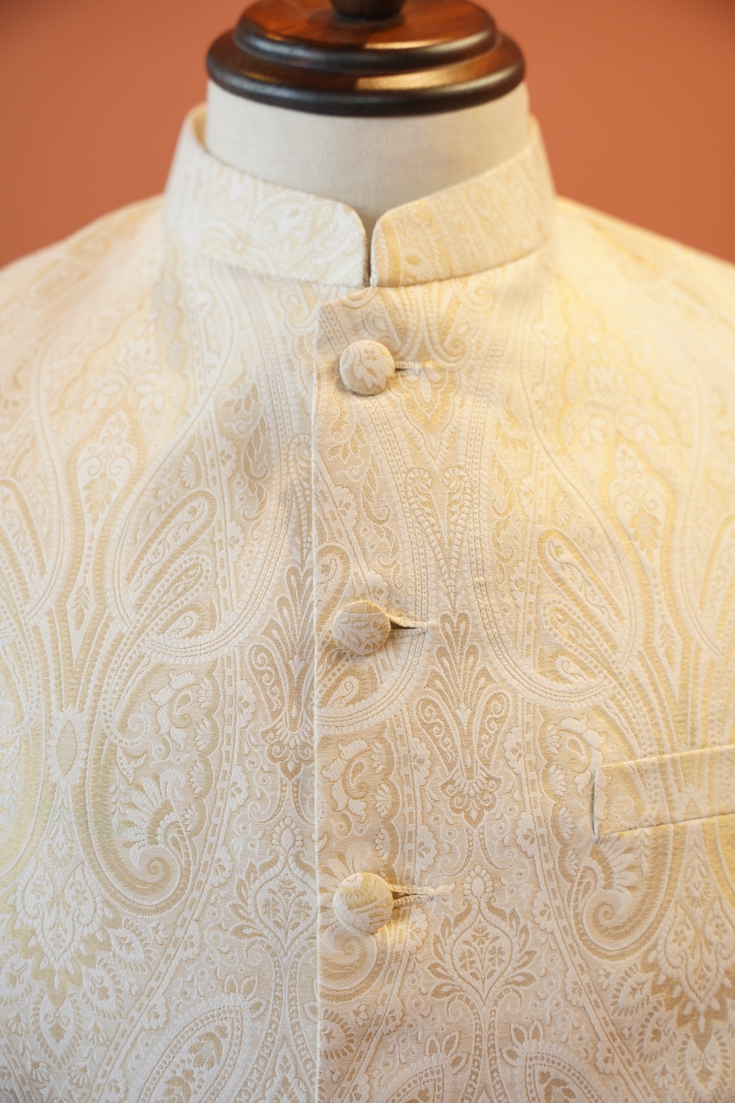 Ivory Royale Banarasi Jodhpuri