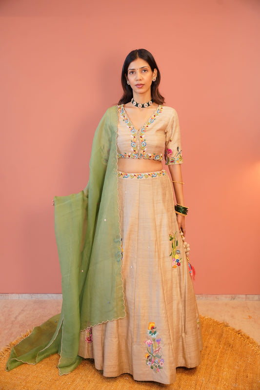 Mitti Gulrang Lehenga