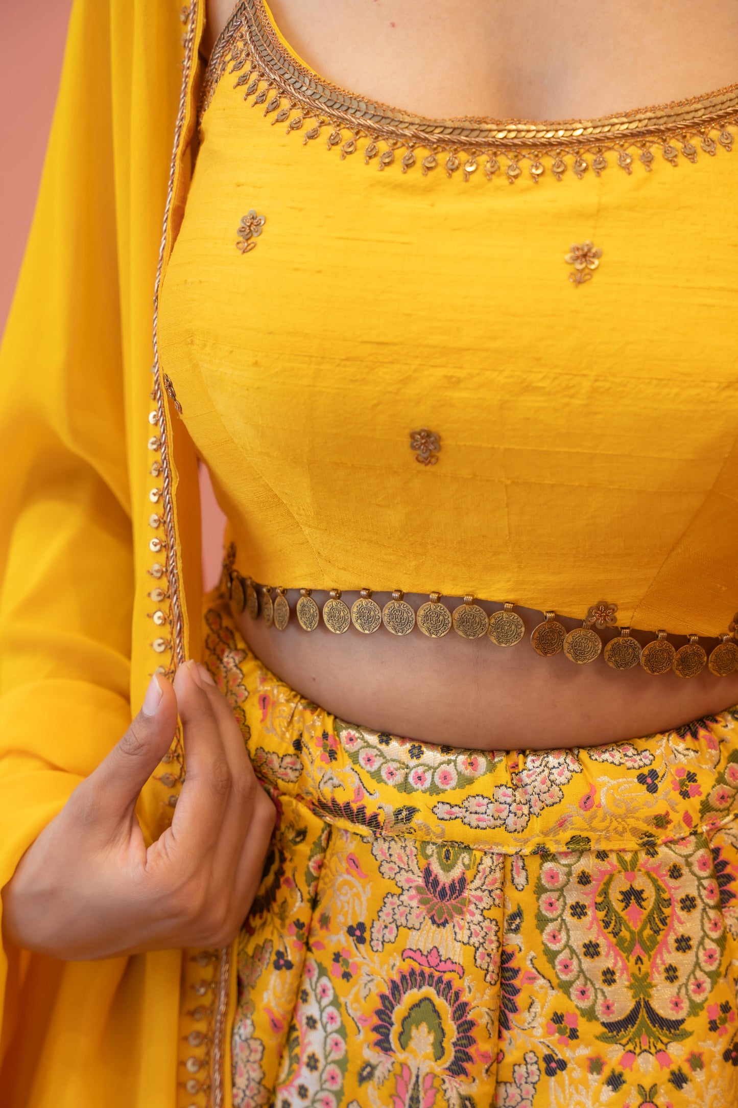 Surajmukhi Noor Lehenga