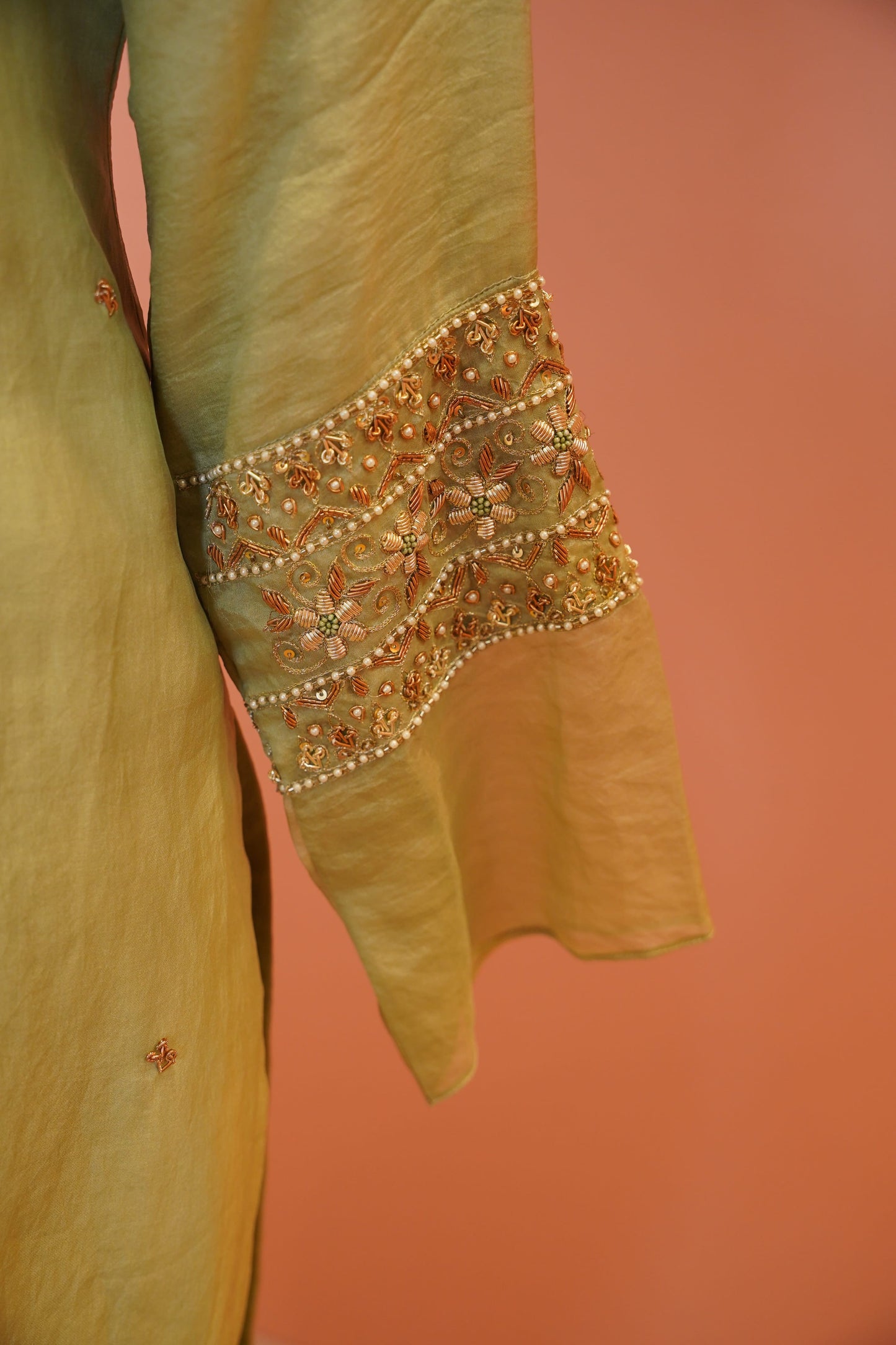 Pista Aabroo Suit Set