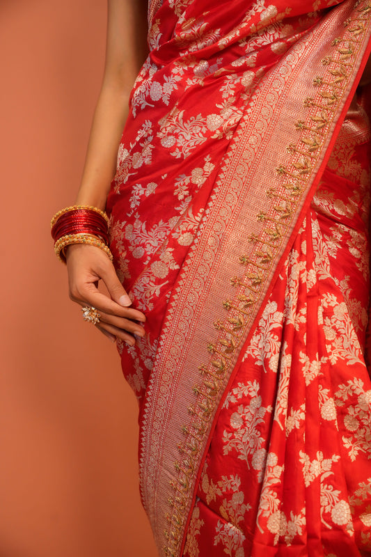 Laal Zari Banarasi Saree